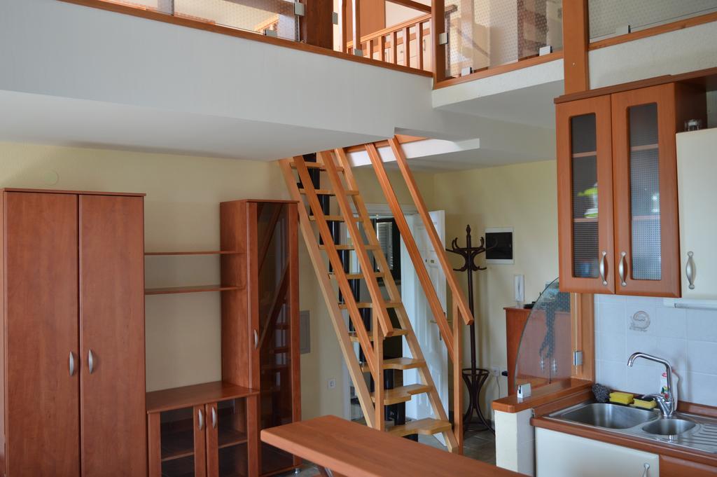 Apartments Zlatko Delic Ika Rom bilde