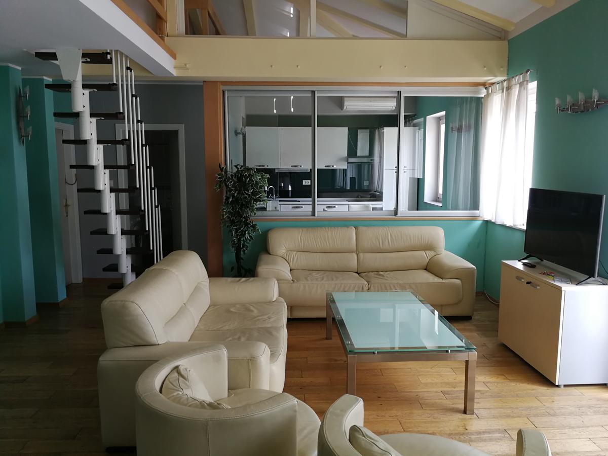 Apartments Zlatko Delic Ika Eksteriør bilde